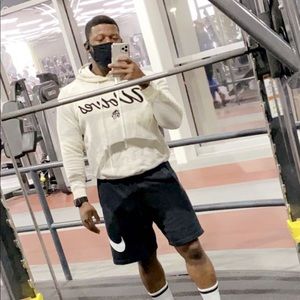 Meet your Posher, Levance